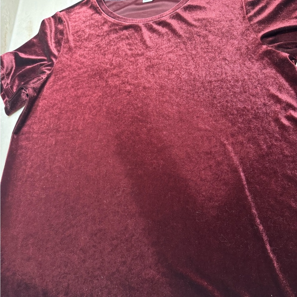 Old Navy Burgundy Velvet Tee Short Sleeve Top Women's Large Stretchy Red Maroon